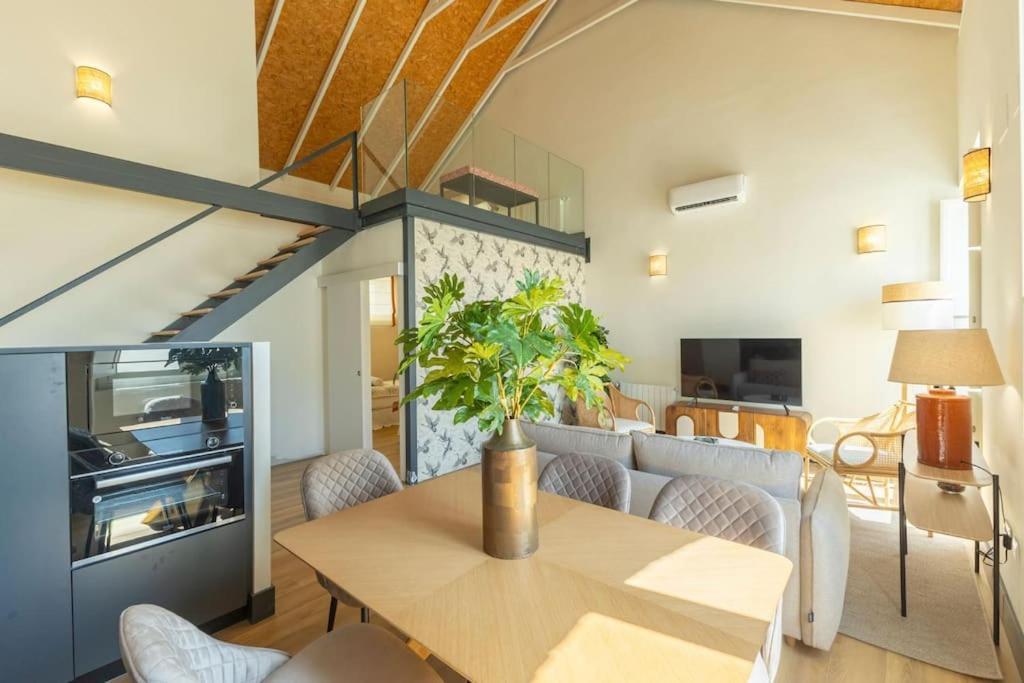 Appartement Pasaje Mallol Duplex By Valcambre *