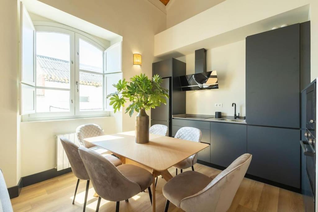 Pasaje Mallol Duplex By Valcambre Appartement *