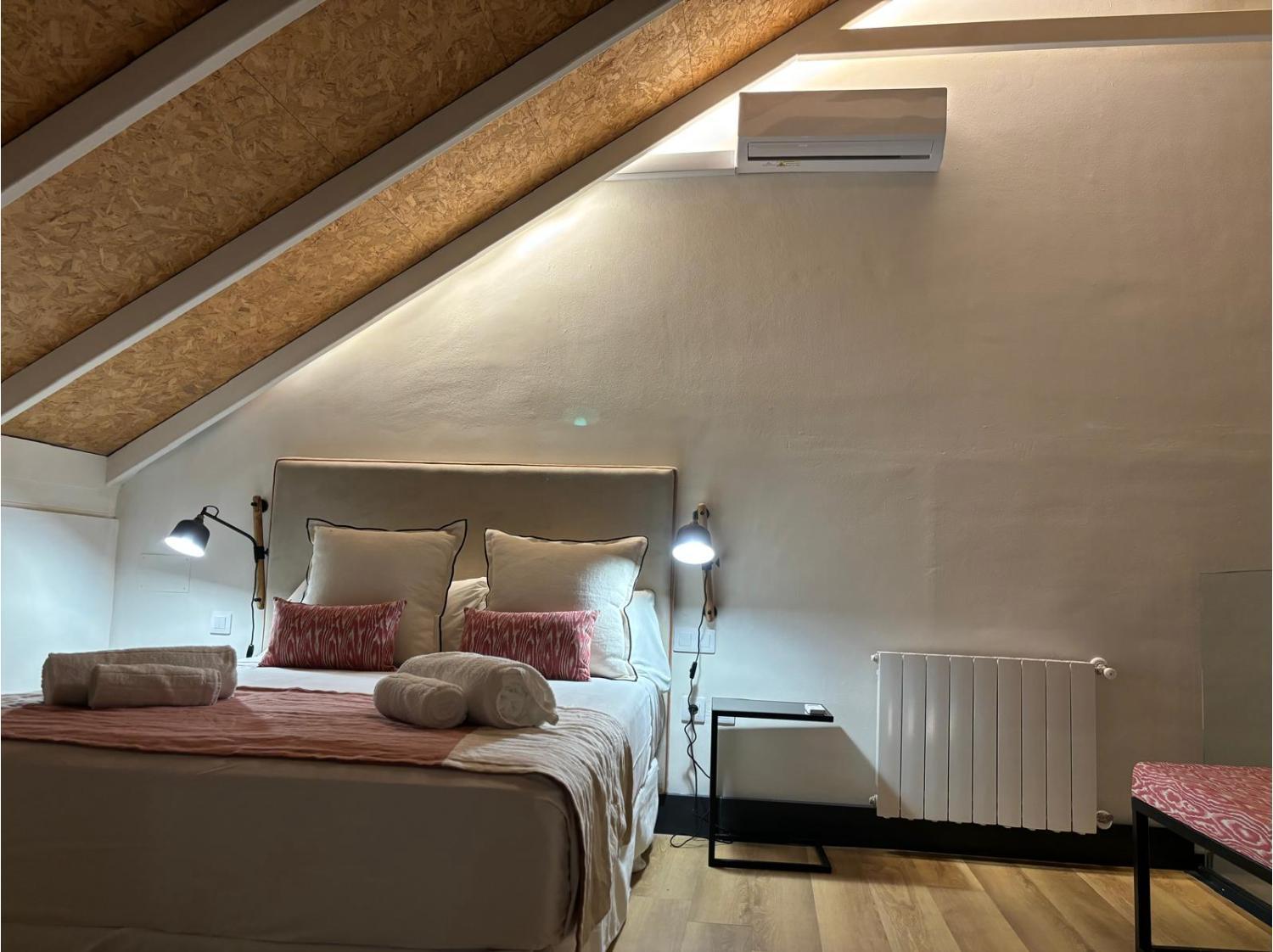Pasaje Mallol Duplex By Valcambre Seville